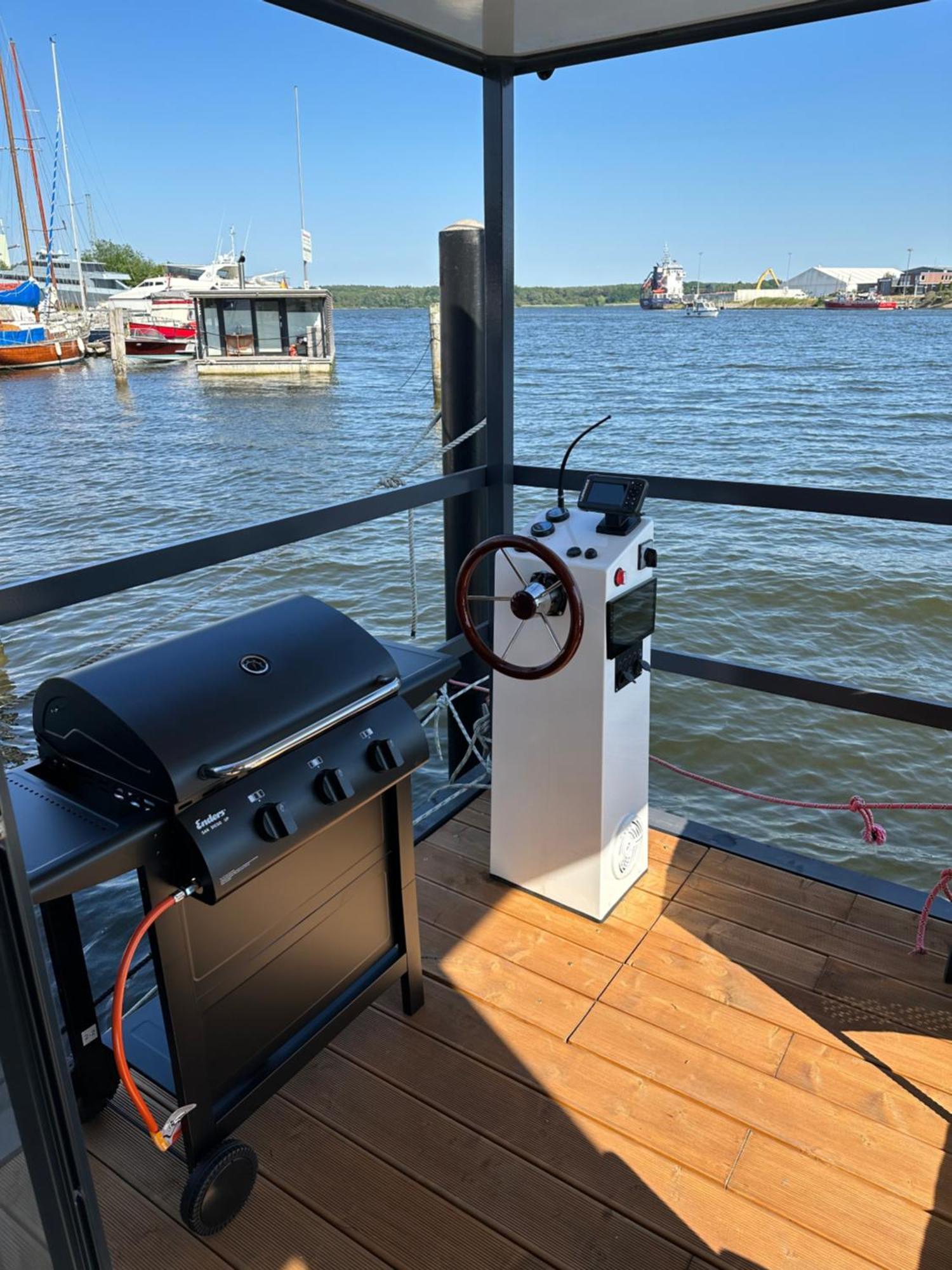リューベックPremium Hausboot Trave Traumアパートメント エクステリア 写真