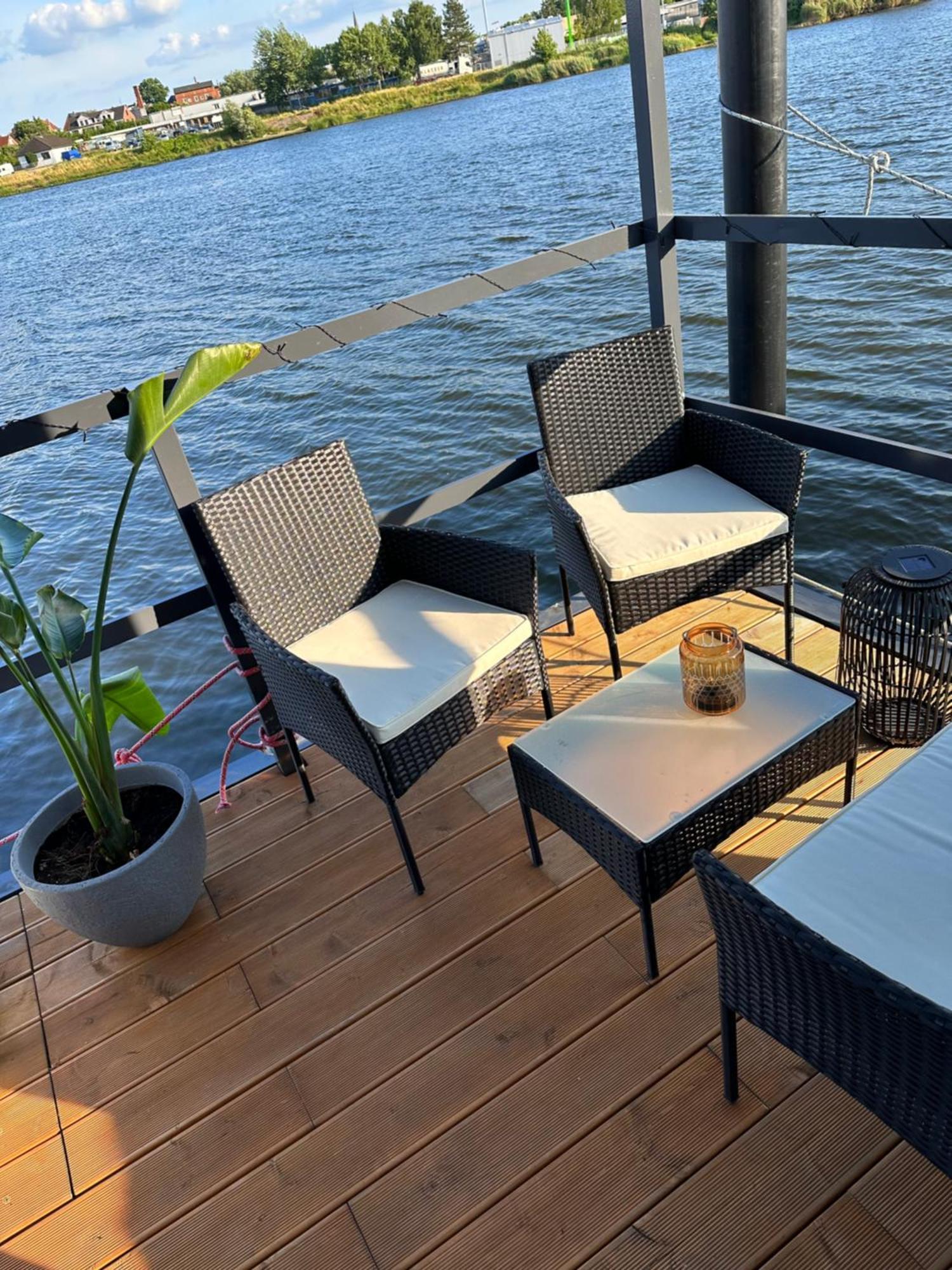 リューベックPremium Hausboot Trave Traumアパートメント エクステリア 写真